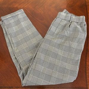 Bershka Women’s size S Trousers